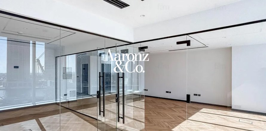 Kancelář v Business Bay, Dubai, SAE 74 m² Č.: 702188