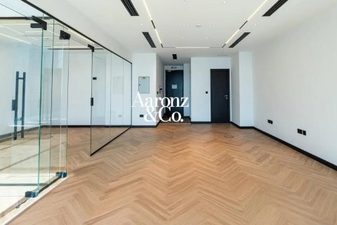 Office i Business Bay, Dubai, UAE 74 kvm № 702188