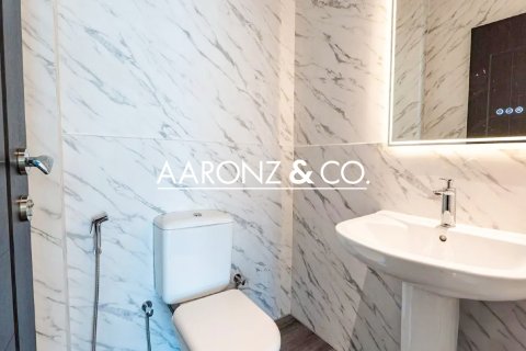 Kantoor te huur in Business Bay, Dubai, VAE 74 vr.m., nr 702188 - foto 7