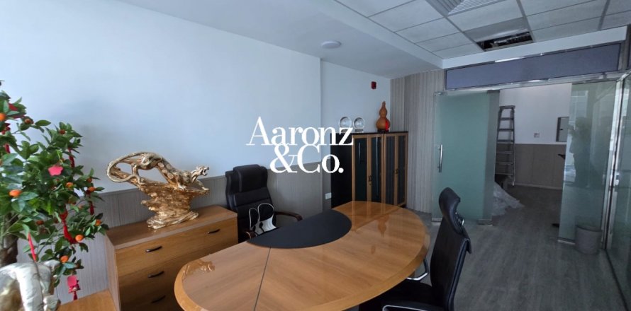 Office in Business Bay, Dubai, UAE 108 sq.m. № 702186