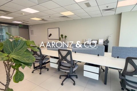 Office in Business Bay, Dubai, UAE 76 sq.m. № 702185 - photo 8