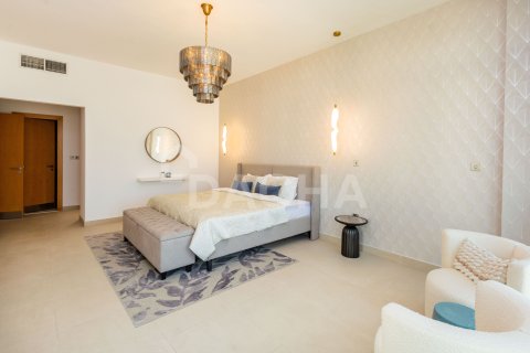 Vila v Palm Jumeirah, Dubai, SAE 5 spální, 302 m2 č. 706520 - Fotografia 13