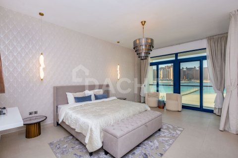 Vila v Palm Jumeirah, Dubai, SAE 5 spální, 302 m2 č. 706520 - Fotografia 12
