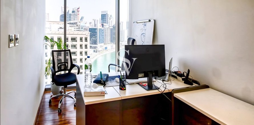 دفتر در Business Bay، Dubai ، امارات متحده عربی 81 متر مربع.  شماره 720242