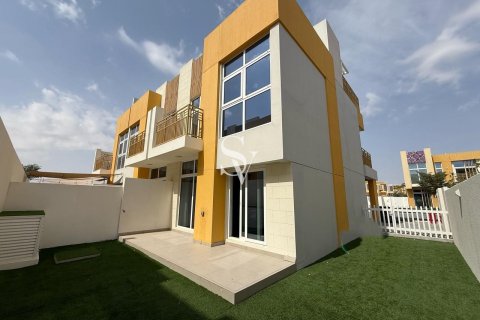 Villetta a schiera in affitto a DAMAC Hills (Akoya by DAMAC), Dubai, EAU 3 camere da letto, 170 mq. № 720247 - foto 1