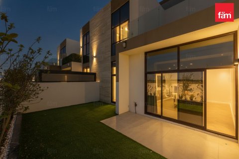 Townhouse in Dubai, UAE 4 bedrooms, 188.1 sq.m. № 705819 - photo 15