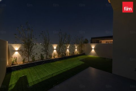 Townhouse in Dubai, UAE 4 bedrooms, 188.1 sq.m. № 705819 - photo 16