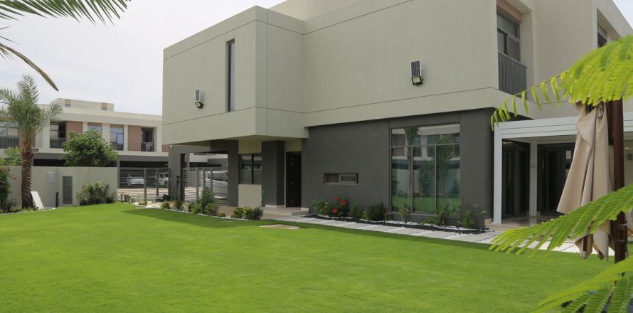 Villa sa Dubai, UAE 5 silid-tulugan, 527.9 sq.m. № 705817