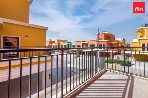 Dubai, BAE’de kiralık sıra ev 5 yatak odası, 219.5 m² No 721692 - fotoğraf 4