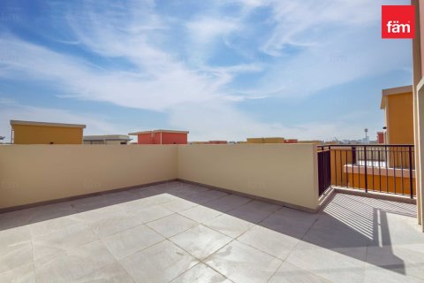 Dubai, BAE’de kiralık sıra ev 5 yatak odası, 219.5 m² No 721692 - fotoğraf 14