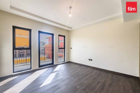Dubai, BAE’de kiralık sıra ev 5 yatak odası, 219.5 m² No 721692 - fotoğraf 22