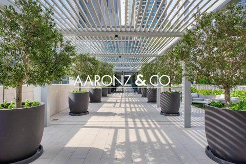 Снять в аренду квартиру в Даунтаун Дубай (Даунтаун Бурдж Дубай), ОАЭ 4 спальни, 210м2, № 680430 - фото 17