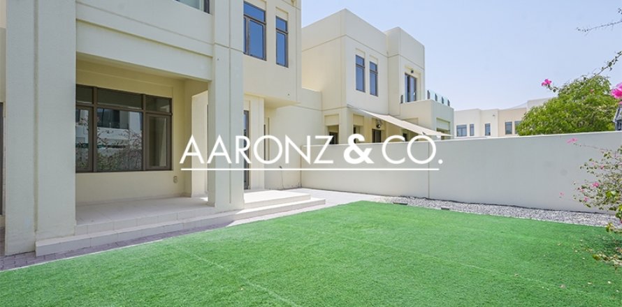 Vila u Dubai, UAE 283 m2, 3 spavaćih soba Br. 680428