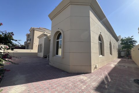 Willa do wynajęcia w Al Barsha, Dubai, ZEA 3 sypialnie, 418.06 mkw., nr 750765 - zdjęcie 3