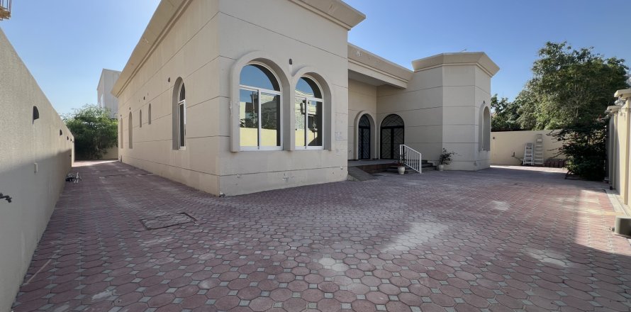 Willa w Al Barsha, Dubai, ZEA 3 sypialnie, 418.06 mkw. nr 750765