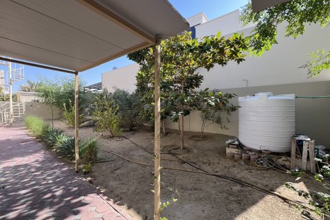 Willa do wynajęcia w Al Barsha, Dubai, ZEA 3 sypialnie, 418.06 mkw., nr 750765 - zdjęcie 4