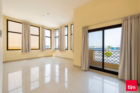 Villa en alquiler en Al Barsha, Dubai, EAU 6 dormitorios, 1156 m2 № 655652 - foto 8