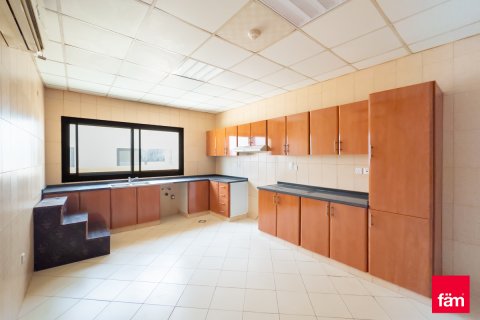 Villa en alquiler en Al Barsha, Dubai, EAU 6 dormitorios, 1156 m2 № 655652 - foto 6