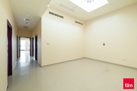 Villa en alquiler en Al Barsha, Dubai, EAU 6 dormitorios, 1156 m2 № 655652 - foto 11