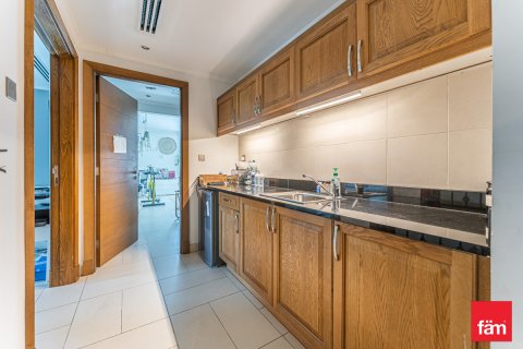 Huvila Jumeirah Park, Dubai, Arabiemiraatit 4 makuuhuonetta, 402.7 m2 № 655656 - kuva 15