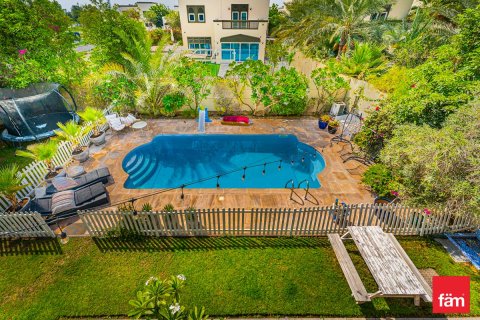 Huvila Jumeirah Park, Dubai, Arabiemiraatit 4 makuuhuonetta, 402.7 m2 № 655656 - kuva 24