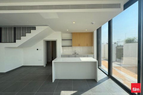 Villa til leie i Dubai, Emiratene 4 soverom, 302.1 kvm Nr. 655653 - Foto 2