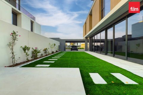 Villa en alquiler en Dubai, EAU 4 dormitorios, 302.3 m2 № 655653 - foto 3