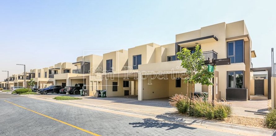 טאונהאוס ב Dubai Hills Estate, Dubai, איחוד האמירויות 3 חדרי שינה, 195.1 מ"ר מספר 669782