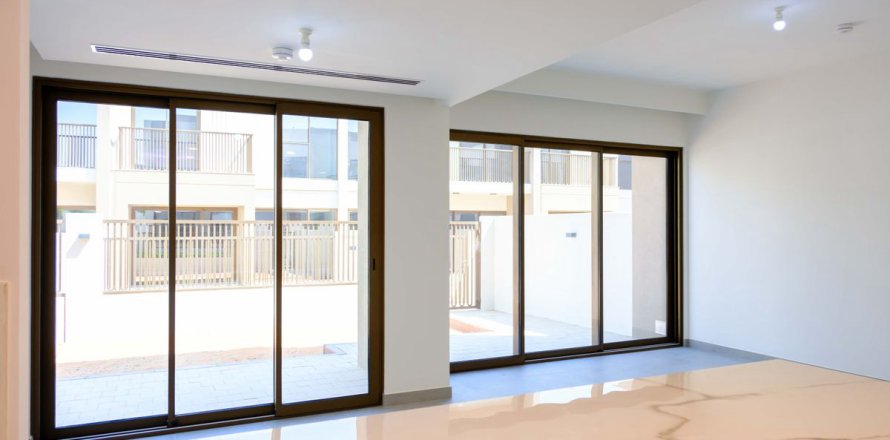 Rekkehus i Dubai, Emiratene 4 soverom, 230 kvm nr. 669788