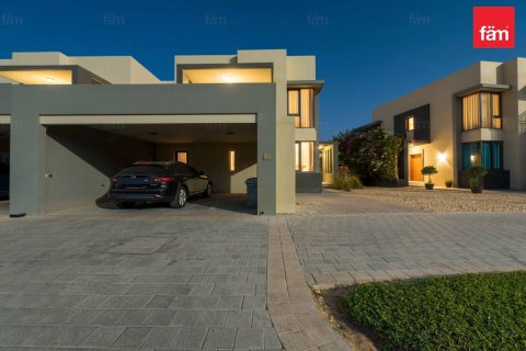 Vila u Dubai Hills Estate, UAE 5 spavaćih soba, 305.8 m2 Br. 669785 - fotografija 12