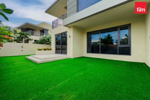 Vila u Dubai Hills Estate, UAE 5 spavaćih soba, 305.8 m2 Br. 669785 - fotografija 8