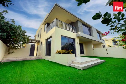 Vila u Dubai Hills Estate, UAE 5 spavaćih soba, 305.8 m2 Br. 669785 - fotografija 2