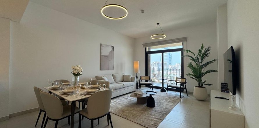 Appartamento a Umm Suqeim, Dubai, EAU 2 camere da letto, 102.8 mq. № 647818