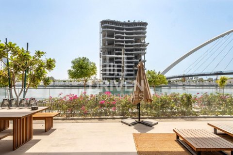 Apartment sa Al Wasl, Dubai, UAE 3 silid-tulugan, 236.9 sq.m. № 744217 - larawan 26