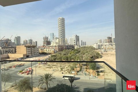 Apartment in Dubai, UAE 39.6 sq.m. № 727206 - photo 5