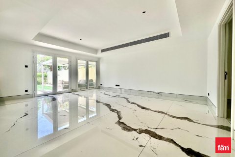 וילה ב Dubai, איחוד האמירויות 3 חדרי שינה, 253.8 מ