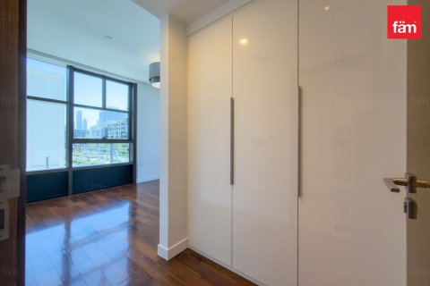 Apartament de închiriat în City Walk, Dubai, EAU 3 dormitoare, 212.7 mp.  №713226 - poză 19