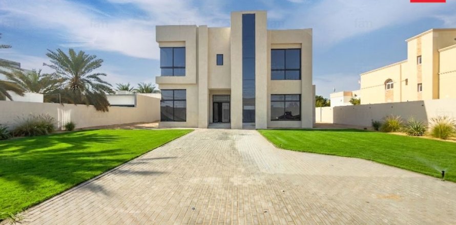 Vilă în Al Barsha, Dubai, EAU 4 dormitoare, 1393.5 mp.  №713227