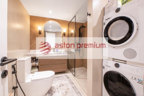 Apartment in Jumeirah Lake Towers, Dubai, UAE 3 bedrooms, 142 sq.m. № 634441 - photo 13