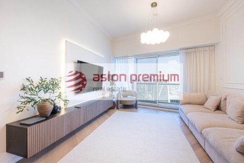 Apartment in Jumeirah Lake Towers, Dubai, UAE 3 bedrooms, 142 sq.m. № 634441 - photo 3