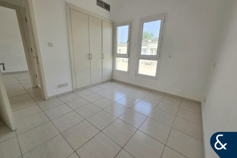 Villa til salg i The Springs, Dubai, UAE 3 soveværelser, 210 kvm № 697613 - foto 11