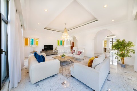 Palm Jumeirah, Dubai, UAE의 임대용 빌라 침실 5개, 1245제곱미터 번호 663822 - 사진 14