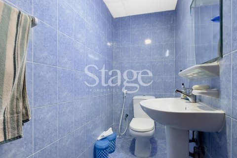 Apartment in Al Bustan, Ajman, UAE 2 bedrooms, 128 sq.m. № 639074 - photo 16