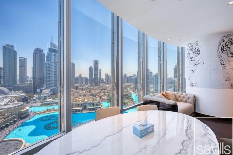Apartamento para arrendamento em Downtown Dubai (Downtown Burj Dubai), Dubai, EAU 2 quartos, 143.63 m2 № 747672 - foto 9