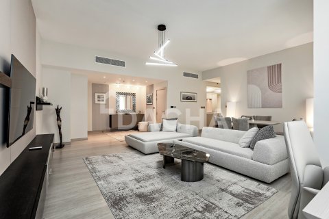 דירה למכירה ב Jumeirah Beach Residence, Dubai, איחוד האמירויות  1 חדר שינה, 119 מ"ר, מספר 707077 - תמונה 2