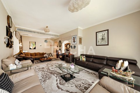 Vila di Meadows, Dubai, UAE 4 bilik tidur, 372 meter persegi № 707080 - foto 6