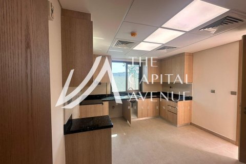 Vilë në Khalifa City, Abu Dhabi, Emiratet e Bashkuara Arabe 3 dhoma gjumi, 253.63 m2. № 737151 - Foto 12