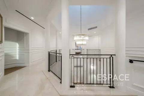 Villa en venta en Palm Jumeirah, Dubai, EAU 4 dormitorios, 483 m2 № 649831 - foto 17