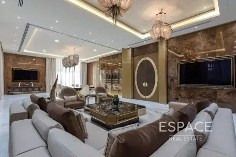 Villa til salg i Emirates Hills, Dubai, UAE 6 soveværelser, 2973 kvm № 649832 - foto 5