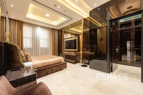 Villa til salg i Emirates Hills, Dubai, UAE 6 soveværelser, 2973 kvm № 649832 - foto 14